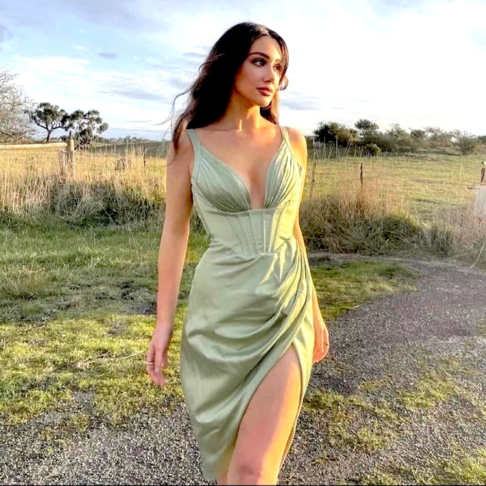 NWT mint green satin low plunge v boned corset high waist high side slit midi